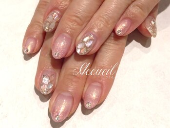アクイユ 銀座店(ACCUEIL)/キラキラネイル