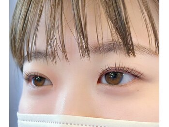 ダフネ(DAFNE)/パリジェンヌラッシュリフト