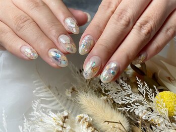 サロンドフォーエイチ(salon de 4H)/シェルとラメでキラキラネイル☆