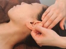 美座ノ女 梅田 淀屋橋本店/耳周りの筋肉と皮膚がゆるゆるに