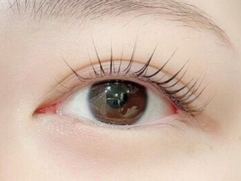 ネイルアンドアイラッシュ ロコ(ROCO)の写真/丁寧な施術でキープ力×モチの違いを実感♪ 【カール・太さ・長さ】を組み合わせ最適デザインをご提案◎