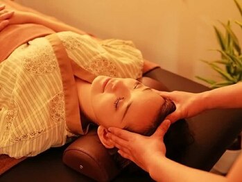 喜楽庵 整体院の写真/当店人気☆【全身整体+頭部眼精疲労+ハンド80分¥4800】目の疲れや首・肩コリにお悩みの方にオススメ◎