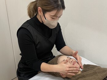 ビューティービューティー(BEAUTY BEAUTY)の写真/【白玉美肌に!光フェイシャル¥8800】お肌の土台を整え肌の弾力が抜群に◎特別なお手入れでメンテナンス♪