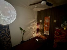 ココチ(CocoChi)の雰囲気（トレーラーハウスを忘れてしまう内装。のんびりできます。）