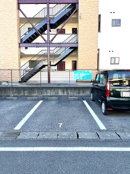 ティーズルーム(T's Room)/駐車場/T's Room