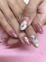 アールローズ(R-rose)/大理石ネイル￥9900