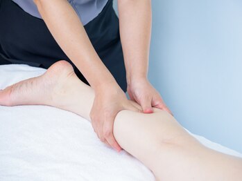 ローズ バイ フェリーチェ(Rose by felice)/施術の流れ４：脚背面