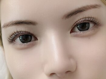 リビケイト 難波店(Livicate)の写真/《似合わせが得意でお得に通いやすい◎》1人1人のお客様の目元に似合うまつげ・眉毛のデザインをご提案!