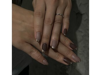 サロン ド ヴィエル(salon de Viel)/マットフレンチネイル