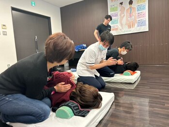 アイト カイロプラクティック(AITO)/お客様に技術を教えるイベント