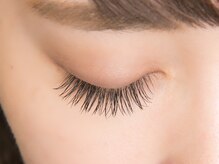 ザビー(THE B)の雰囲気（洗練とやさしさが続く、大人の目元へ。）