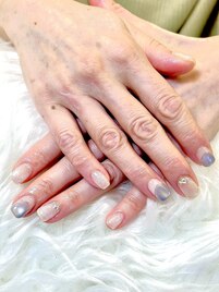 シンプルアートネイル