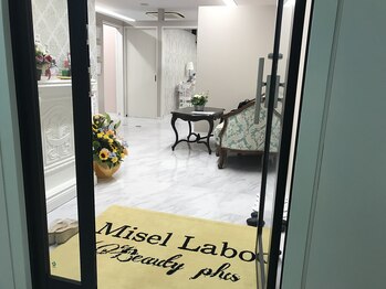 ミセルラボ 博多店(Misel Labo)/店舗入り口