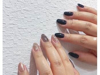 エクレネイルズ(eclait nails)/アシンメトリーネイル