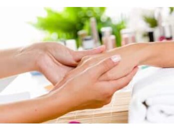 スノー ハンド(Snow Hand)/アロマリンパマッサージ