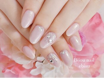 ビジュネイル(Bijou nail)の写真/【恵比寿駅徒歩3分】定額¥6130～★オフィスにも☆上品綺麗な褒められネイルをご提案♪