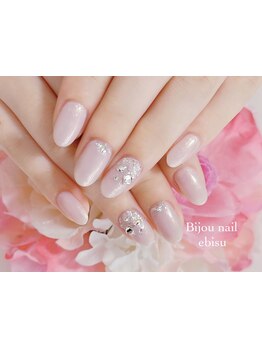 シンプル系（オフィス・日常）が得意