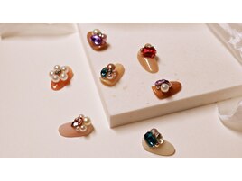 Vカット＆ビジューアートコース