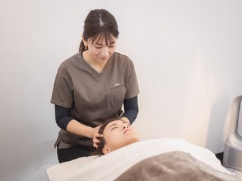 アウラ(Aula)の写真/《頭痛・肩こり緩和》独自のアイケア×ヘッドスパで視界クリア！肌荒れ改善も叶う剥離なしピーリング◇