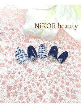 ニコルビューティー 高槻 南平台店(NiKOR beauty)/シンプルアート／5,000円～
