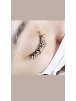 ナチュラリー エレガンス(Naturally ELEGANCE)/まつげエクステ