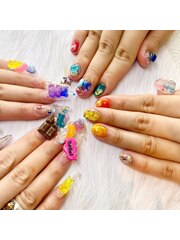 Nail Artist　和田飛鳥(liberty代表　・　Nail Artist)