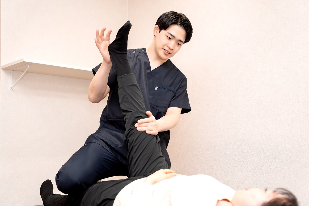 初回/残5名《肩甲骨はがし♪姿勢&骨盤矯正》整体×全身矯正 7,500→1,500