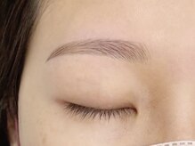 エルブリンク(elblink)/大人のなだらかアーチ眉