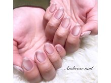 アンブローズネイル(Ambrose nail)/オンブレフレンチ