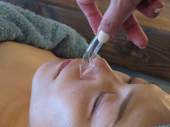 オンリ(ONRI)の写真/【角栓/黒ずみ/毛穴汚れ】お肌分析のプロが最適メニューをご提案!ケアしきれない細部まで徹底毛穴洗浄¥6600