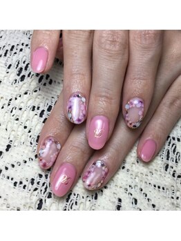 プライベートサロンアリュール(Private Salon Allure)/春フラワーで囲みネイル