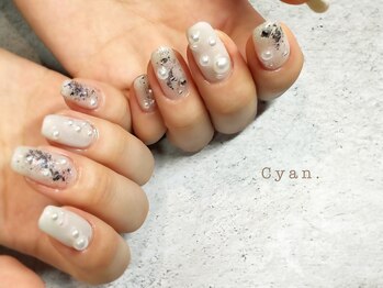 シアン(Cyan)/パール系、ニュアンスデザイン