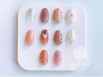 ネイルサロン アンビエント クレド岡山店の写真/デザインにお悩みの方やトレンドデザイン希望の方におすすめ◎シンプル～華やかなサンプルまでご用意♪