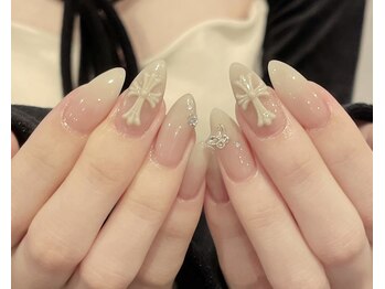 エル(Elle.)/グラデーションネイル