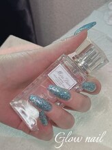 グロー ネイル(Glow Nail)/