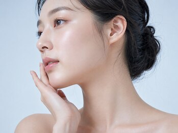 エスラ 中目黒店(S:RA)の写真/【美白ケア/くすみ/肌質改善】ハイレベルな本格肌管理でノーファンデに自信が持てる理想の透明美肌へ導く