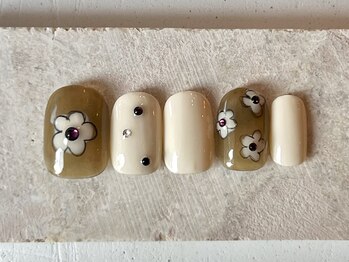 カラ ネイル 中津店(calla nail)/らくがきフラワーネイル