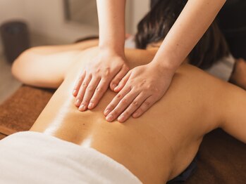 ロハス(LOHAS)/オイルリンパマッサージ