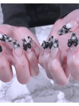 ルーミー アンド コー(Roomy&co.)/チェック柄ネイル