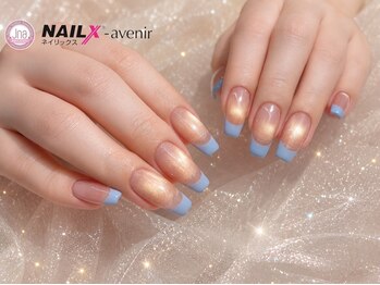 ネイリックス アヴェニール(NAILX avenir)の写真/【コンプレックスを魅力に】長さ出しで美しい指先へ！心ときめく秋ネイルで、指先からオシャレに☆