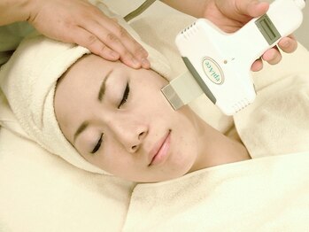 クオーレ ハギワラ(cuore HAGIWARA)/光フェイシャル☆お悩みに直撃