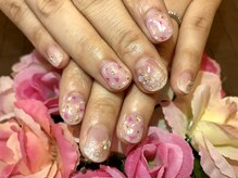 プラハネイル(+HER 美甲)/押し花×シェル