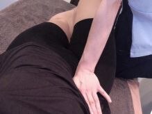 美座ノ女 梅田 淀屋橋本店/揺らす、叩く、弾ませる