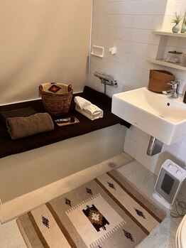 サロンドオー(salon de eau)/予約間隔を30分空けてのご案内