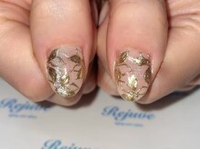 リジュベ(Rejuve)/ミラーネイルで花柄に