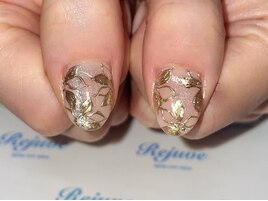 ミラーネイルで花柄に