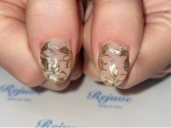 リジュベ(Rejuve)/ミラーネイルで花柄に