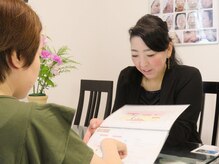 フェイシャル専門サロン サロン ド ウイッシュ/ カウンセリングは一定の距離感