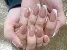 プロテア(protea)/ベージュとホログラム