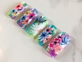手描きフラワーネイル♪